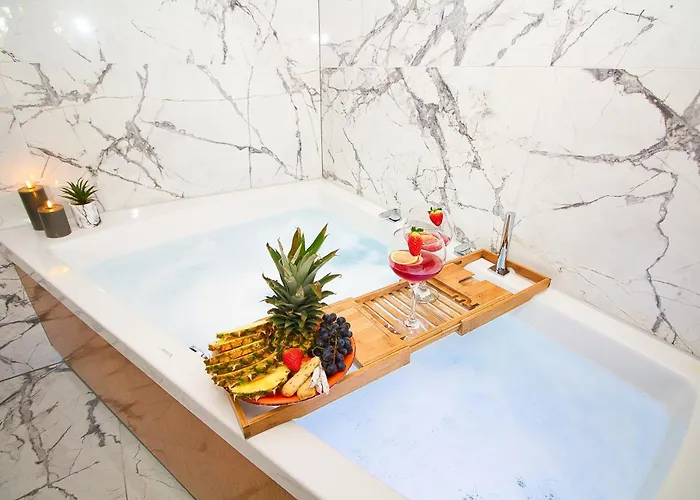 La Perla De & Sauna Experience *